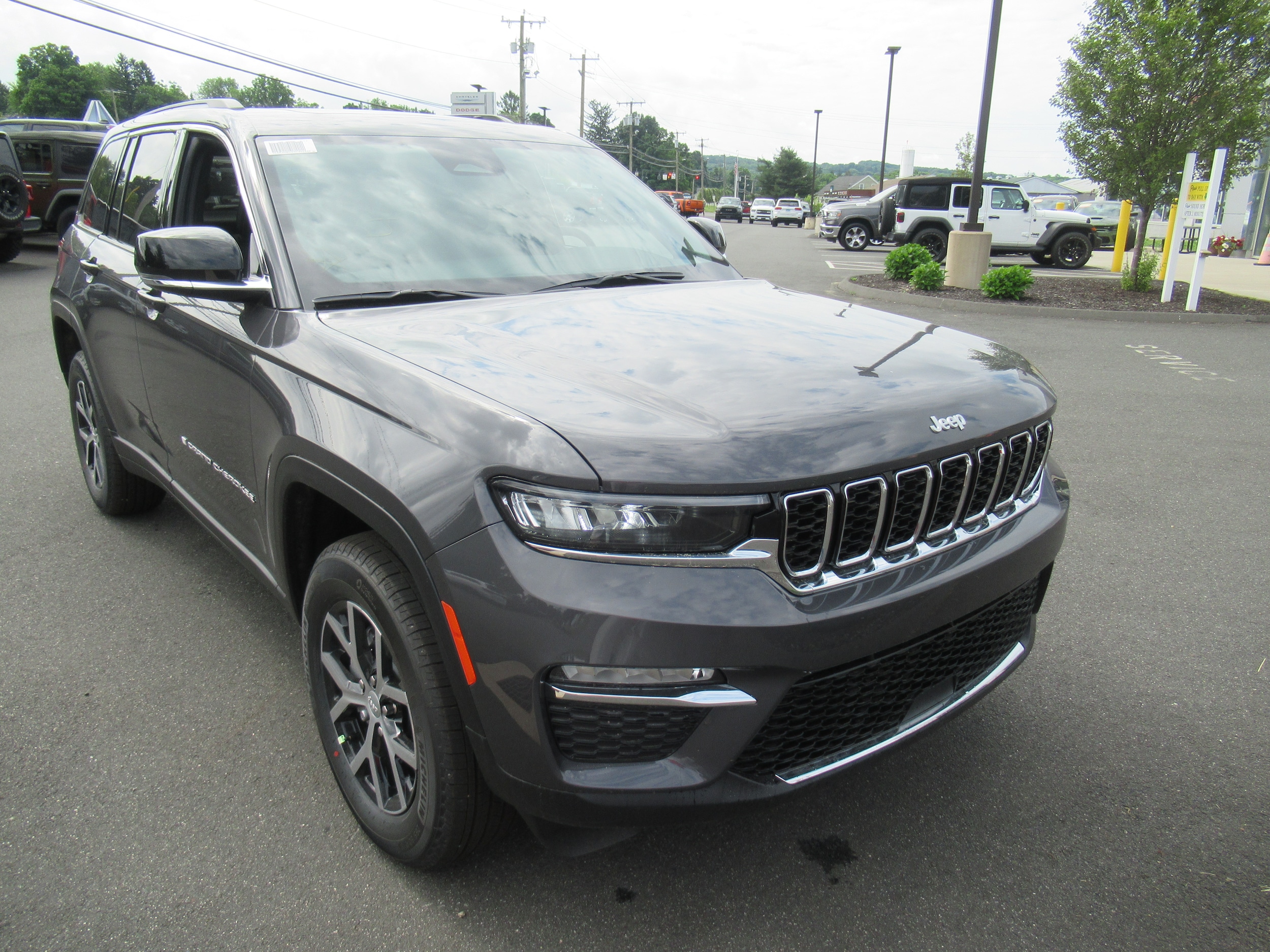 2024 Jeep Grand Cherokee LIMITED 4X4 2