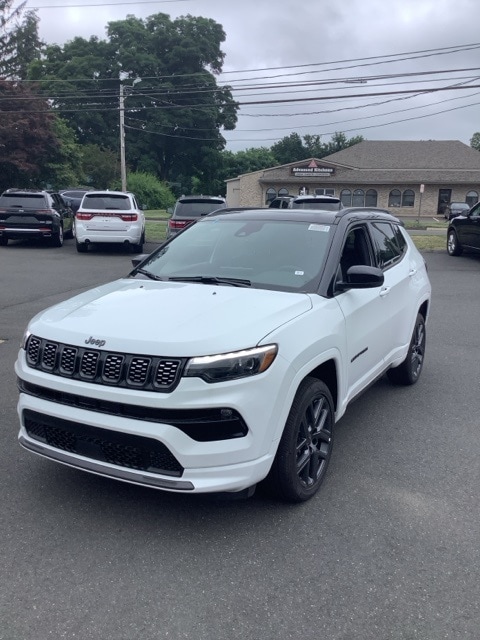 2024 Jeep Compass Limited 3