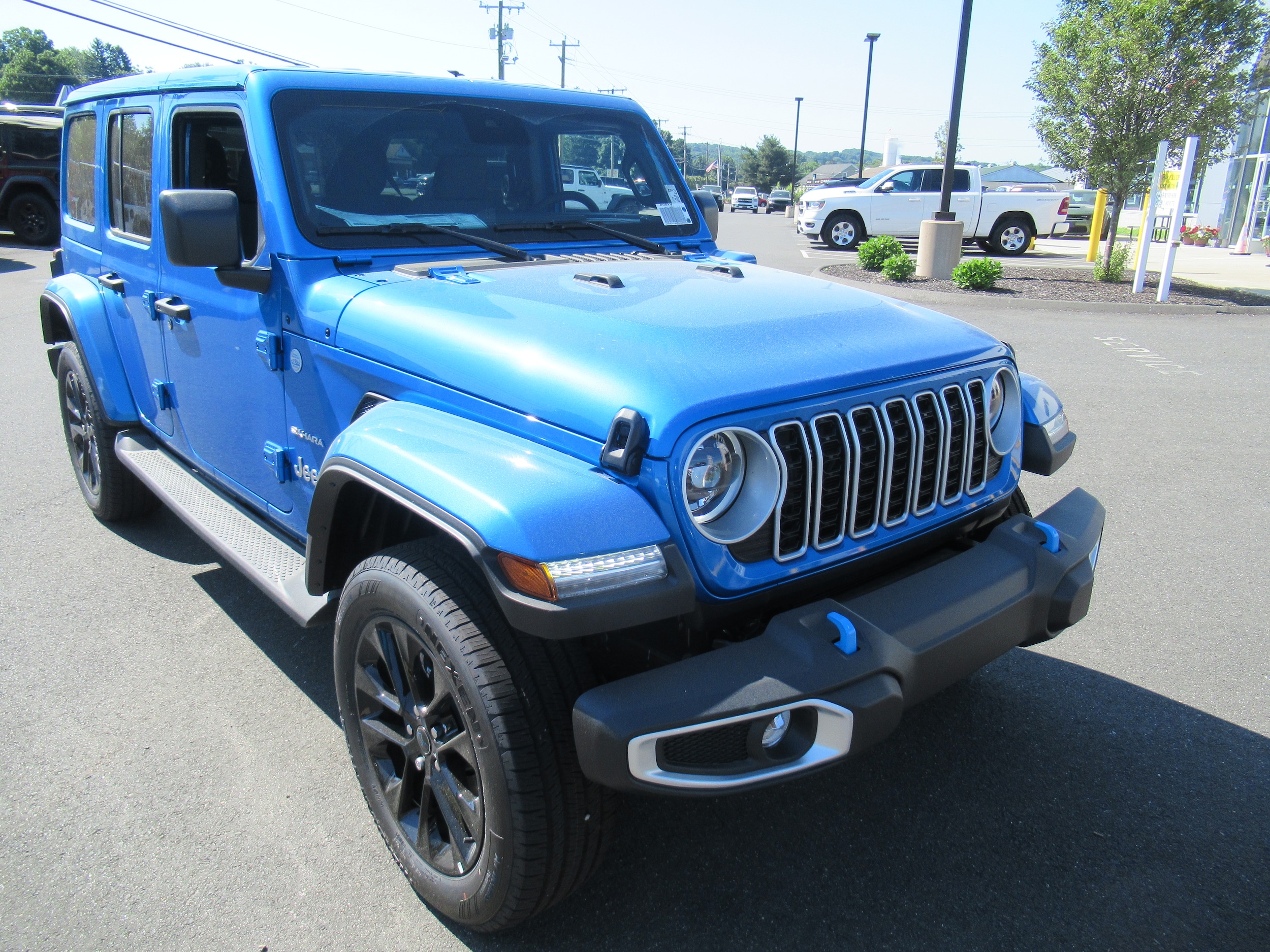 2024 Jeep Wrangler 4xe Sahara 4xe 2