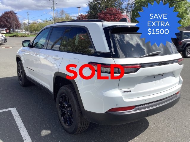 2026 Jeep Grand Cherokee Laredo - Photo 6
