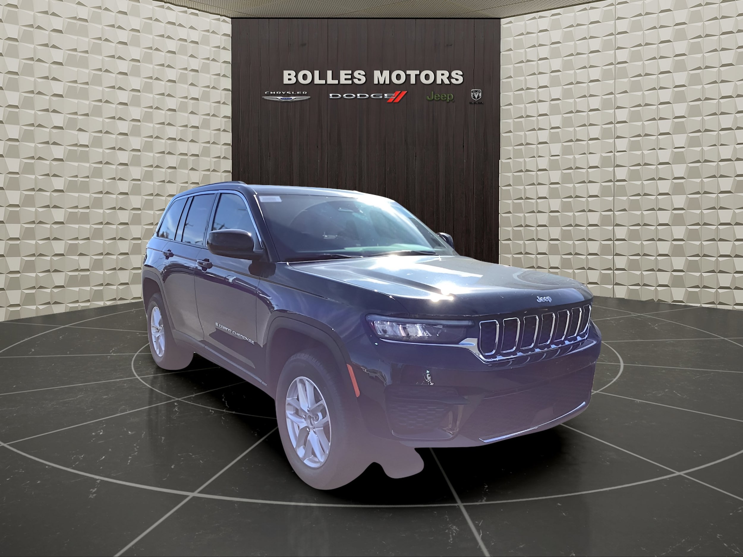 2025 Jeep Grand Cherokee Laredo's photo