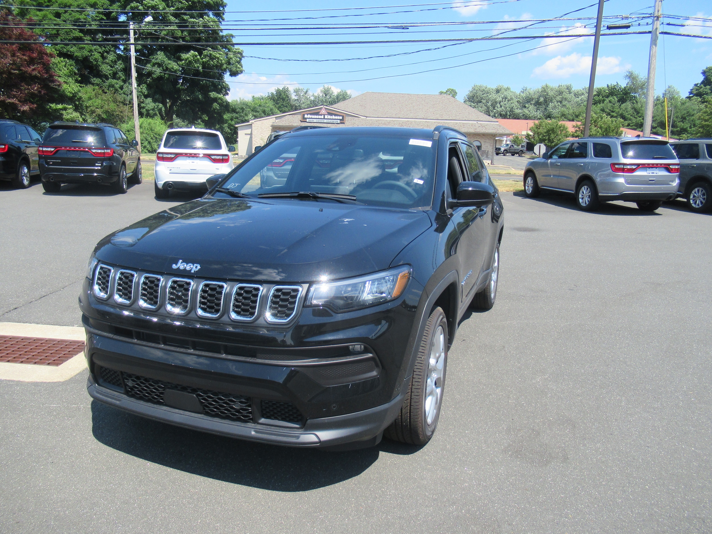 2024 Jeep Compass Latitude Lux 3