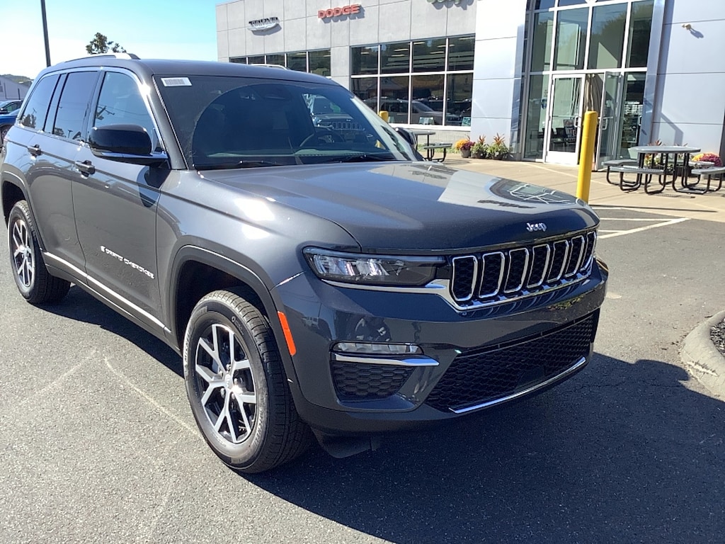 New 2025 Jeep Grand Cherokee Limited Sport Utility