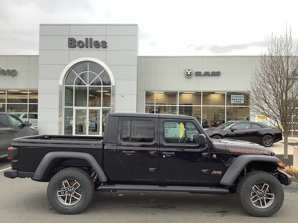 New 2026 Jeep Gladiator Mojave Pickup