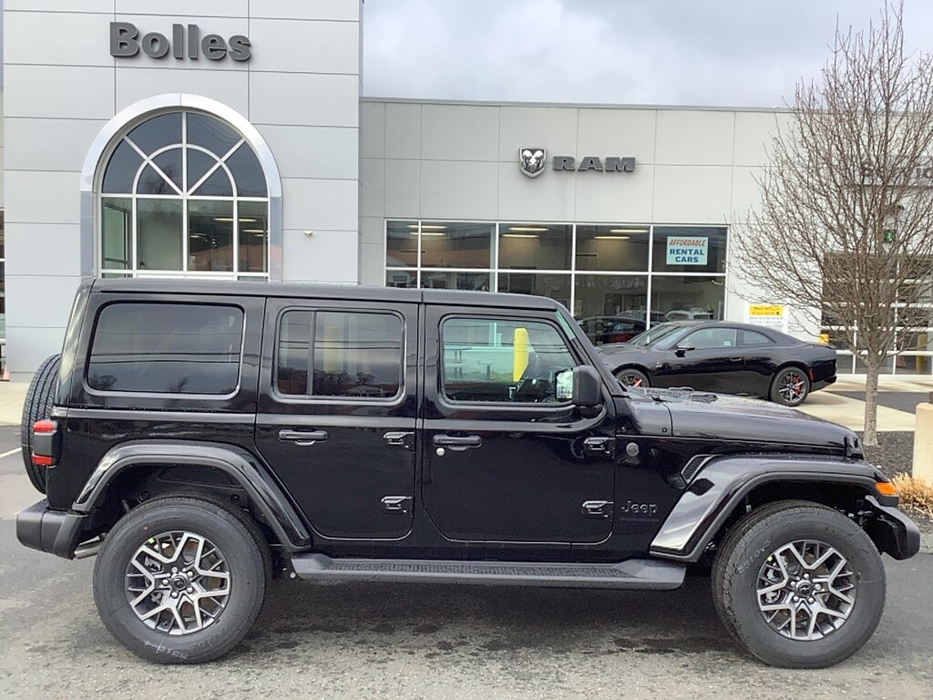 New 2026 Jeep Wrangler Sahara Sport Utility