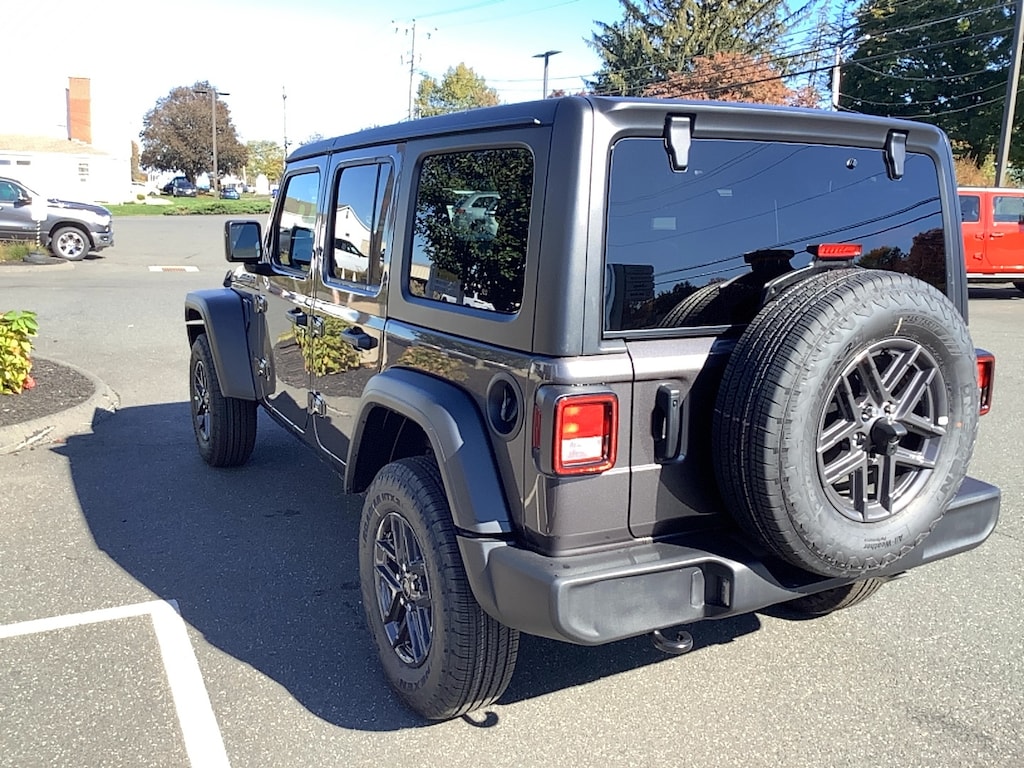 New 2026 Jeep Wrangler Sahara Sport Utility