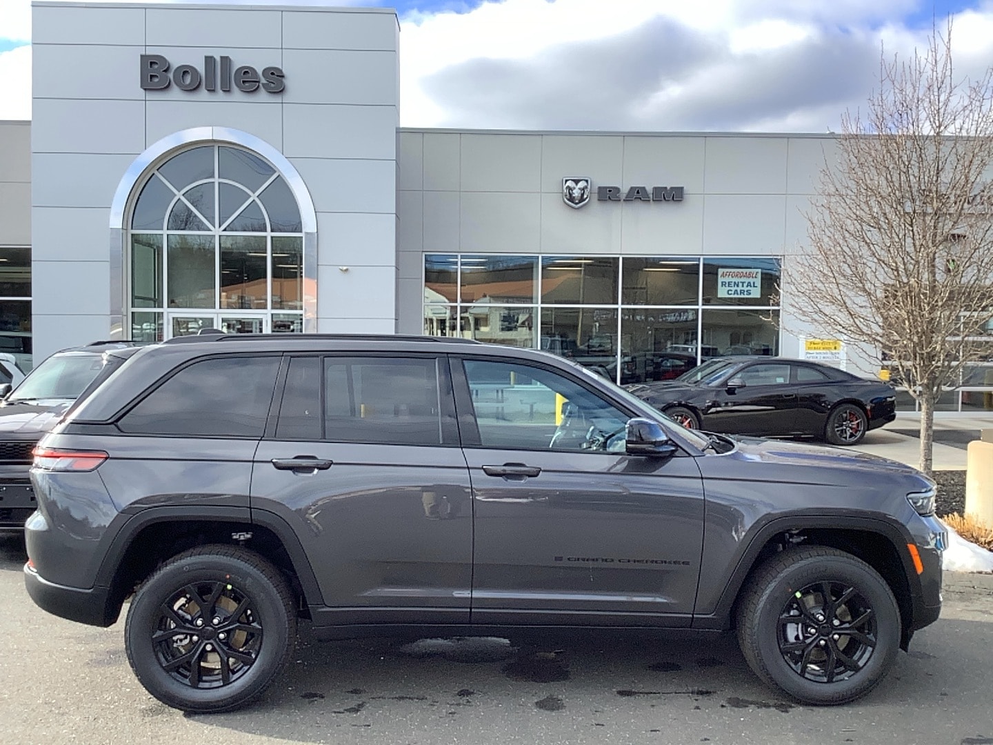 2025 Jeep Grand Cherokee Altitude's photo