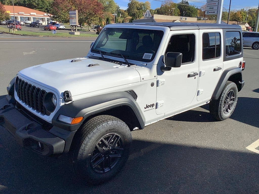 New 2026 Jeep Wrangler Sahara Sport Utility