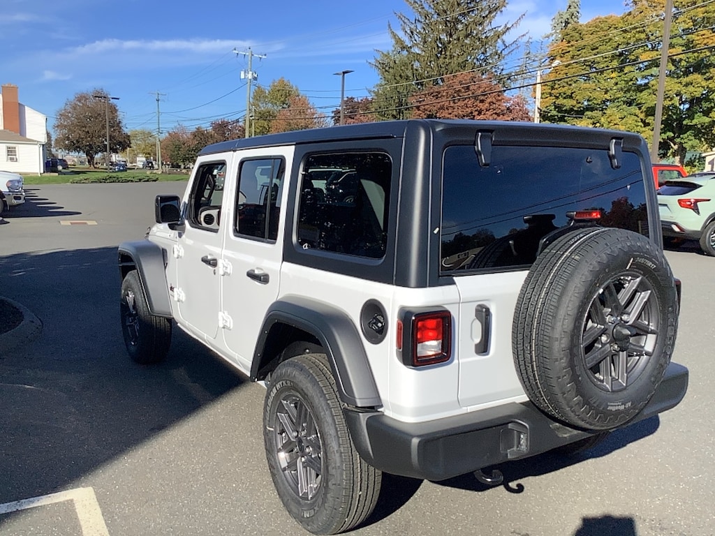 New 2026 Jeep Wrangler Sahara Sport Utility