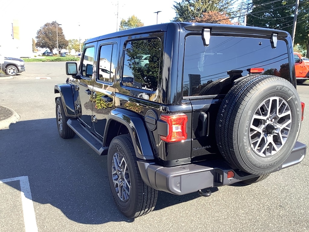 New 2026 Jeep Wrangler Sahara Sport Utility