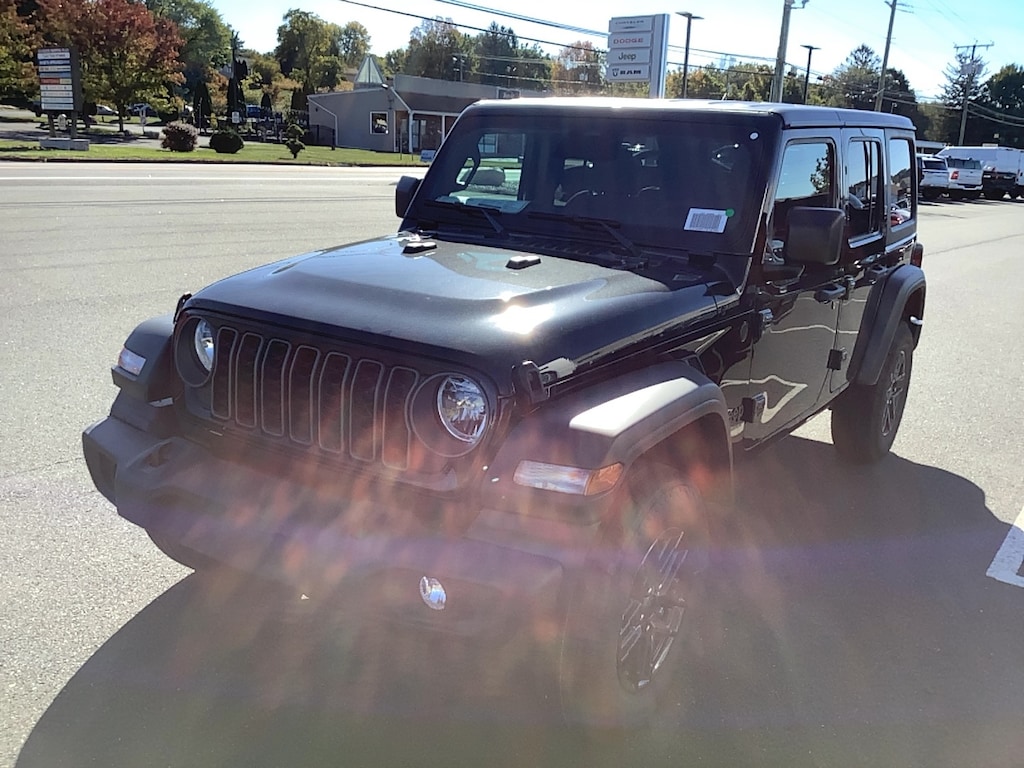 New 2026 Jeep Wrangler Sahara Sport Utility