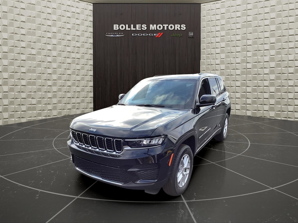 New 2025 Jeep Grand Cherokee Laredo X Sport Utility