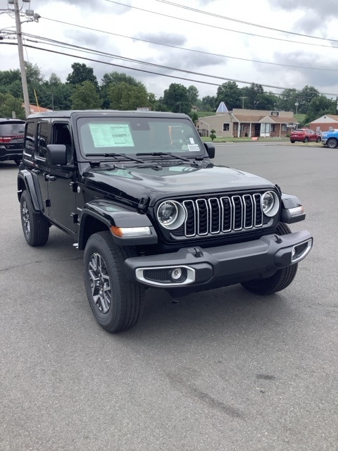 2024 Jeep Wrangler Sahara 2