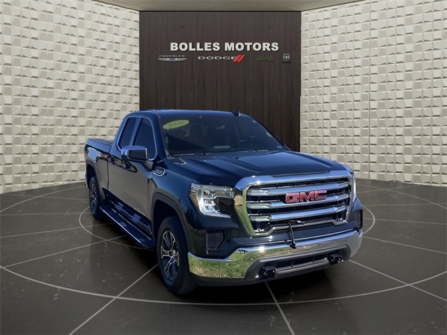 2020 GMC Sierra 1500 SLE's photo