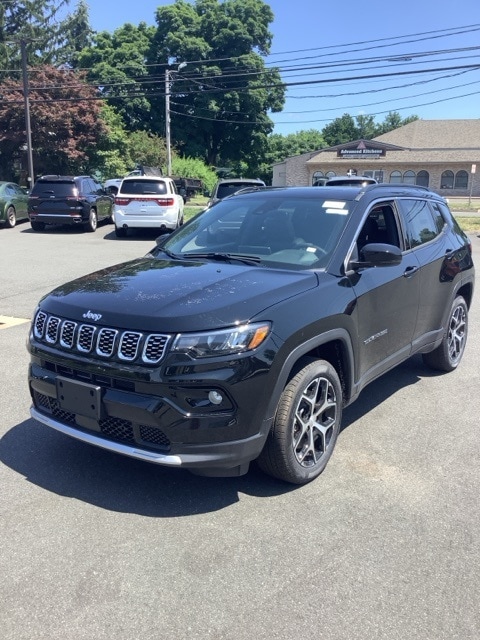 2024 Jeep Compass Limited 3