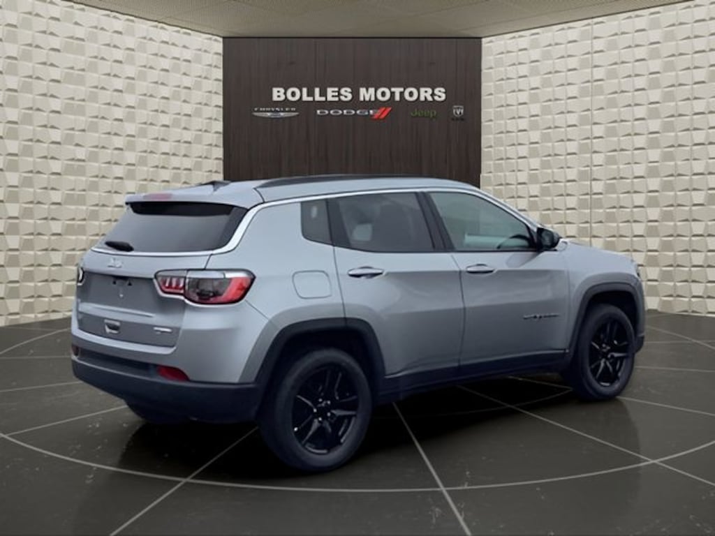 Certified 2022 Jeep Compass Latitude SUV