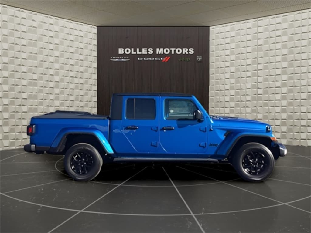 Certified 2021 Jeep Gladiator Sport Truck