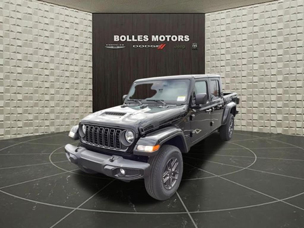 New 2026 Jeep Gladiator Sport S Pickup