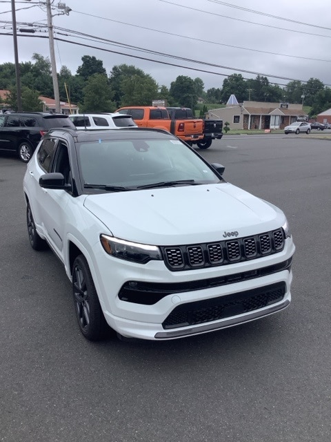 2024 Jeep Compass Limited 2