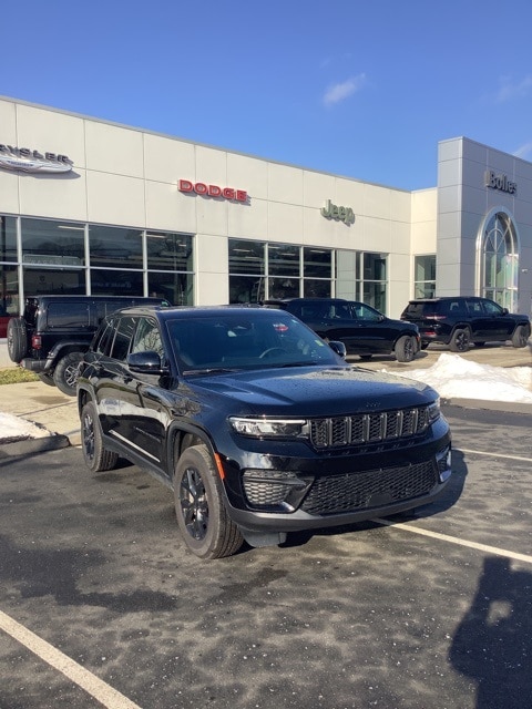 2024 Jeep Grand Cherokee Altitude's photo