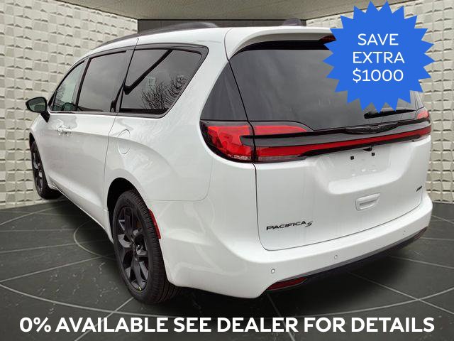 2026 Chrysler Pacifica Select - Photo 7