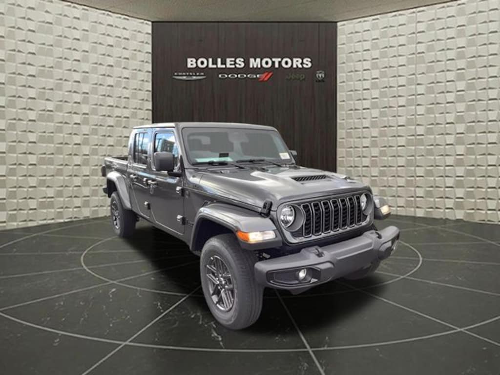 New 2026 Jeep Gladiator Sport S Pickup