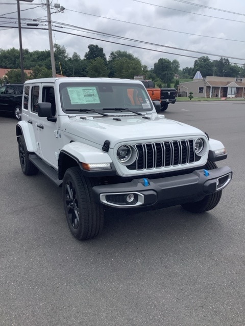 2024 Jeep Wrangler Sahara 4xe 2