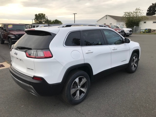 2021 Jeep Cherokee Limited 3