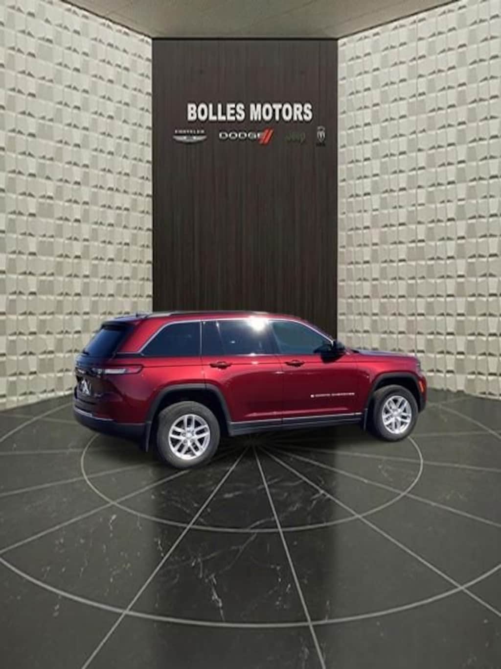 Certified 2025 Jeep Grand Cherokee Laredo X SUV
