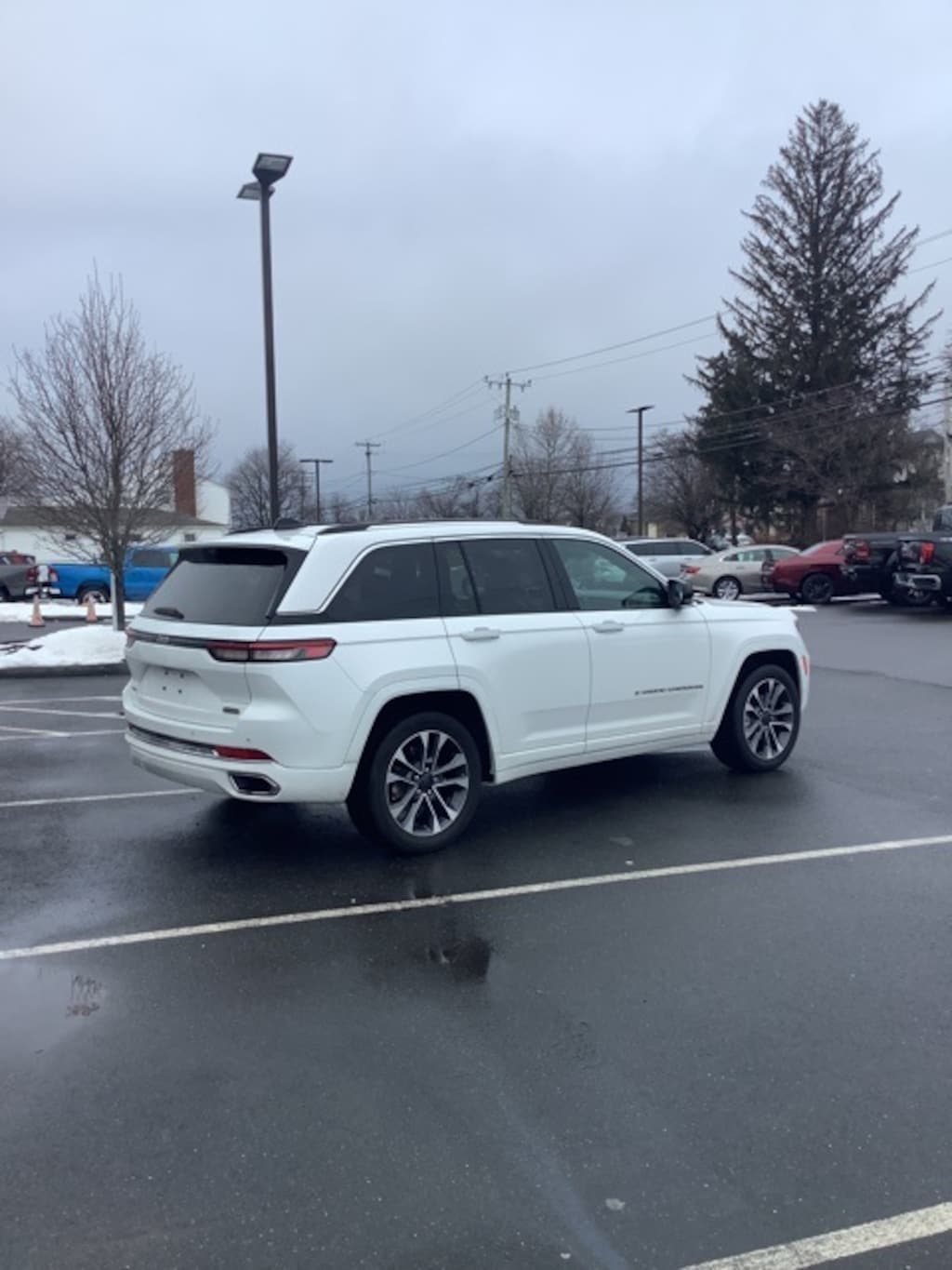 Used 2023 Jeep Grand Cherokee Overland SUV