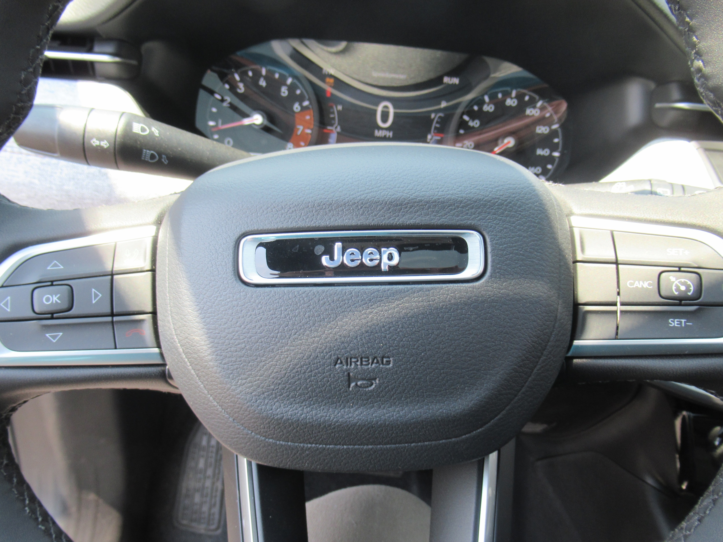 2024 Jeep Compass Latitude Lux 8