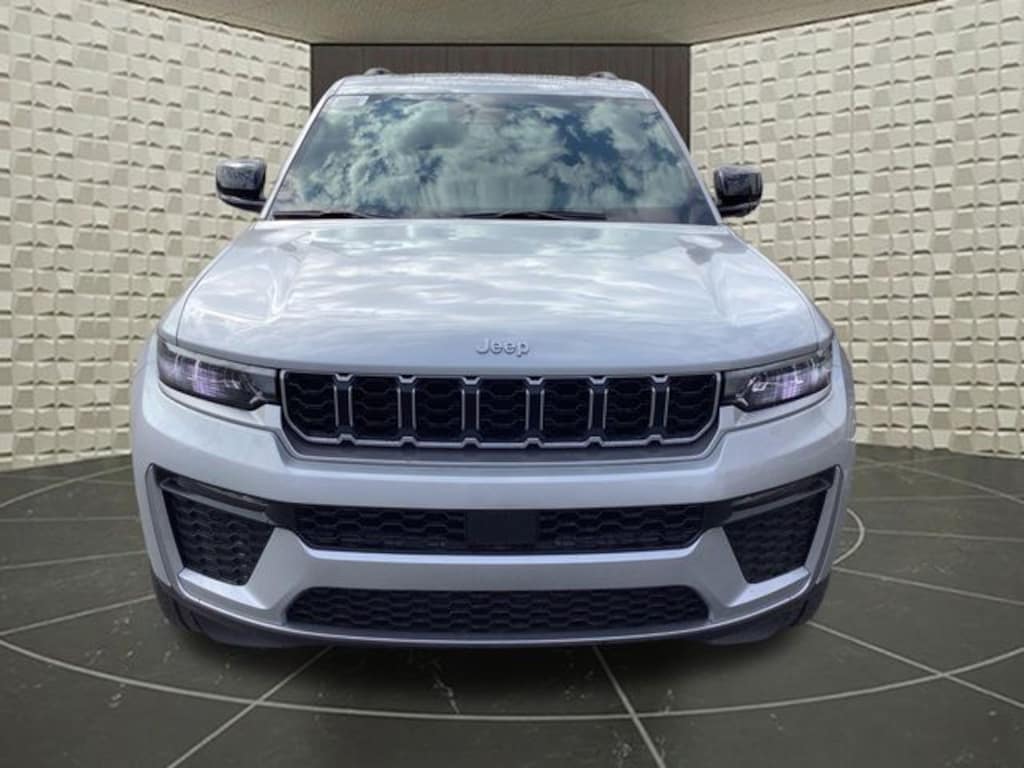 New 2026 Jeep Grand Cherokee Limited Sport Utility