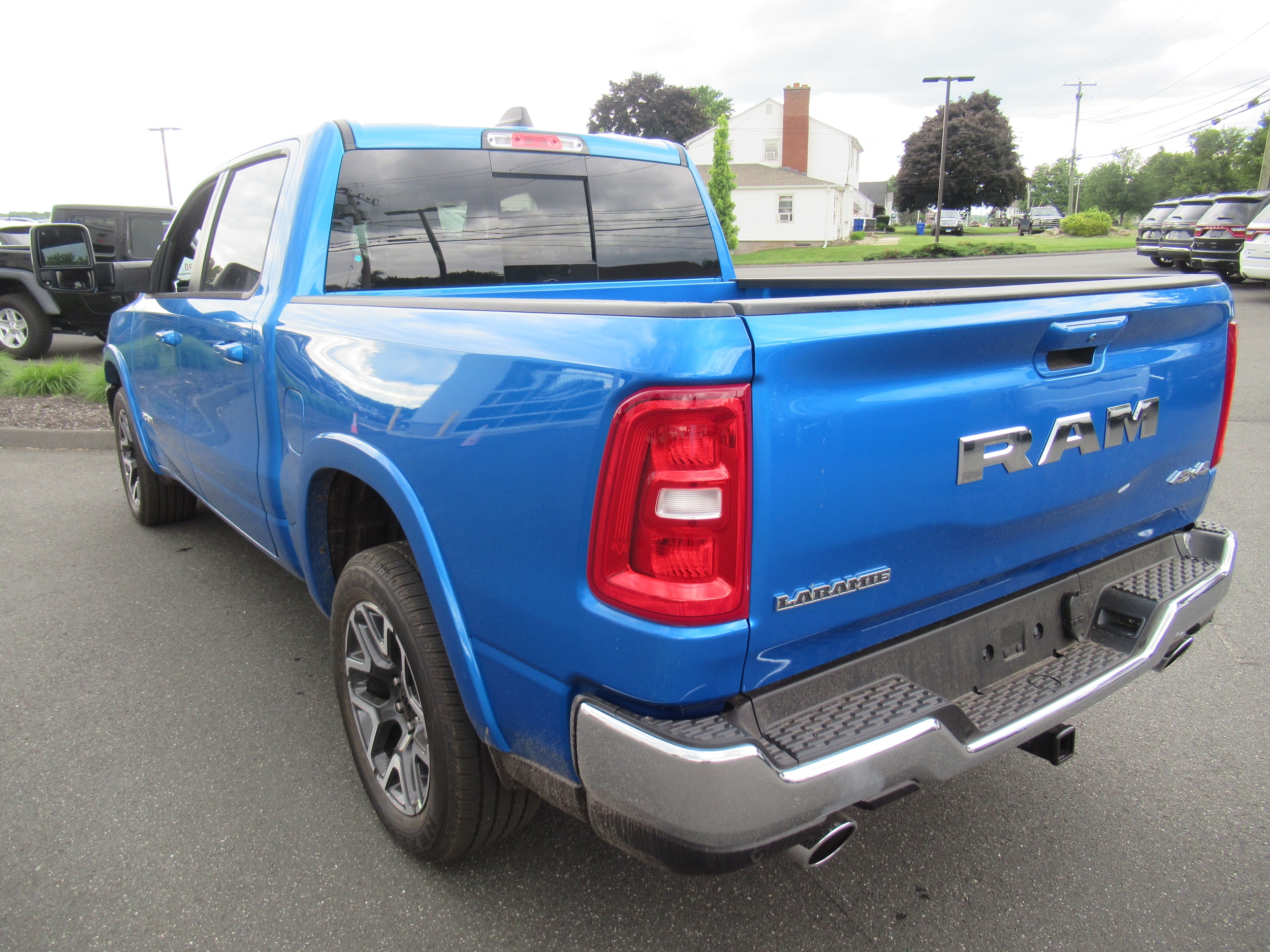 2025 Ram 1500 Laramie 4