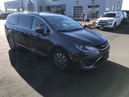 2019 Chrysler Pacifica Touring L Plus Minivan/Van