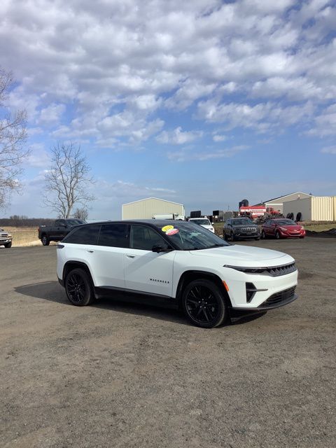 Used 2024 Jeep Wagoneer S Launch Edition with VIN 3C4RJNAK7RT178666 for sale in Ellington, CT