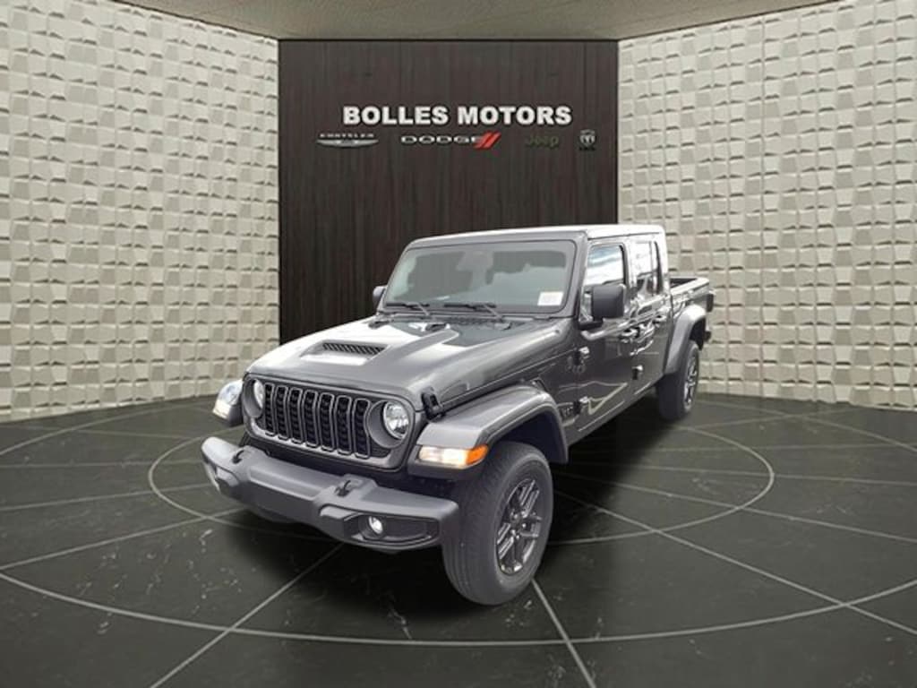 New 2026 Jeep Gladiator Sport S Pickup