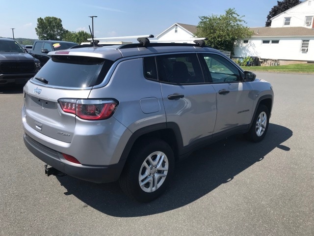 2019 Jeep Compass Sport 3