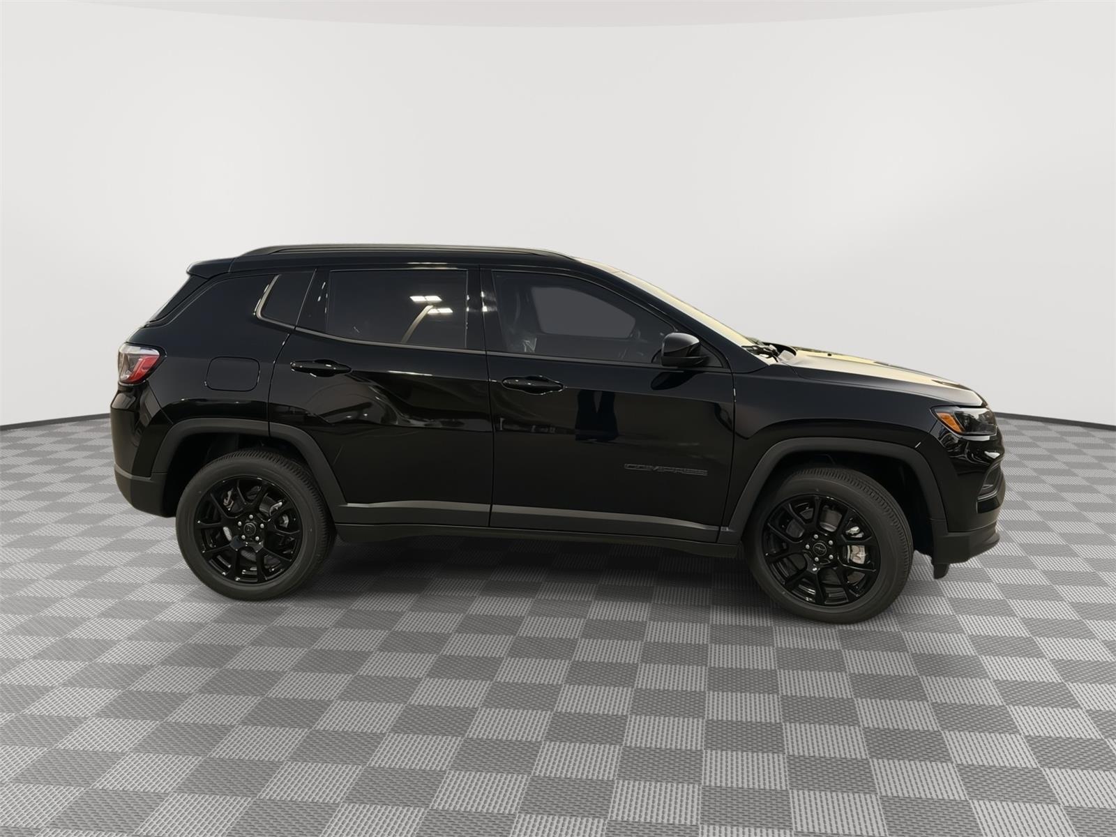 2026 Jeep Compass Latitude Altitude - Photo 6
