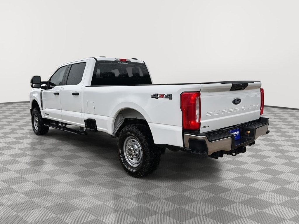 Used 2023 Ford F-350 Truck Crew Cab