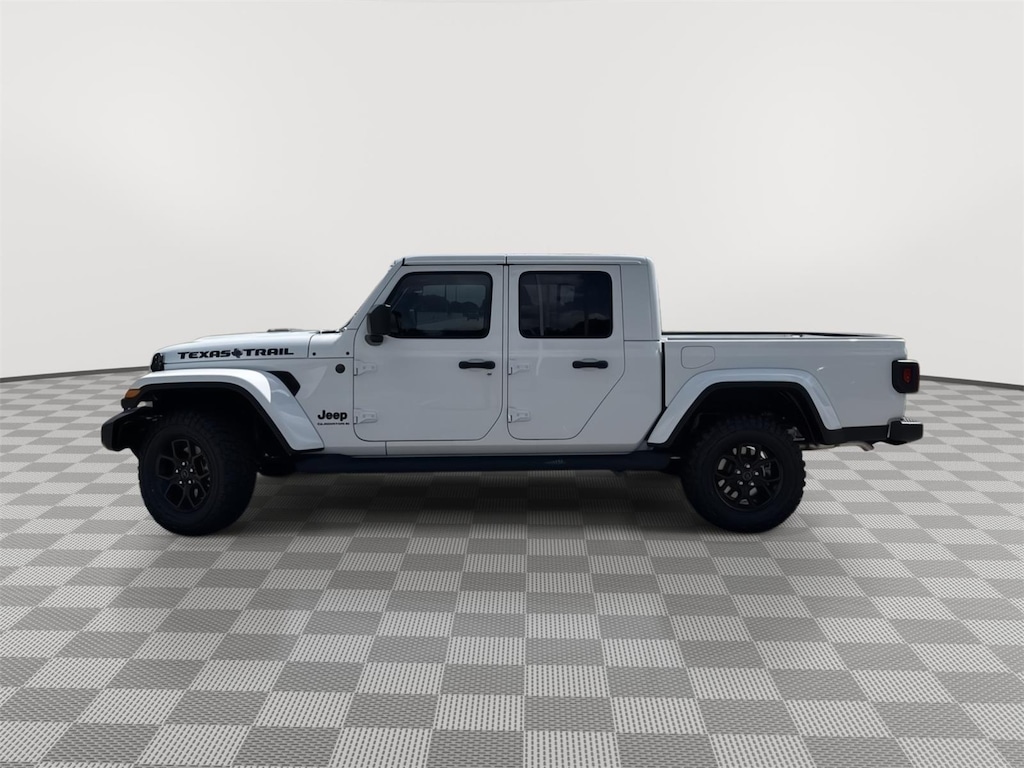 New 2025 Jeep Gladiator Sport Pickup