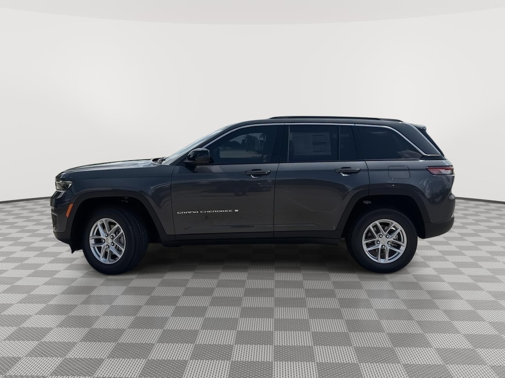 New 2025 Jeep Grand Cherokee Laredo Sport Utility