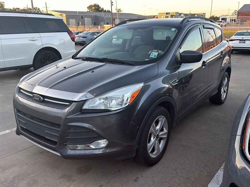 Used 2015 Ford Escape SE SUV