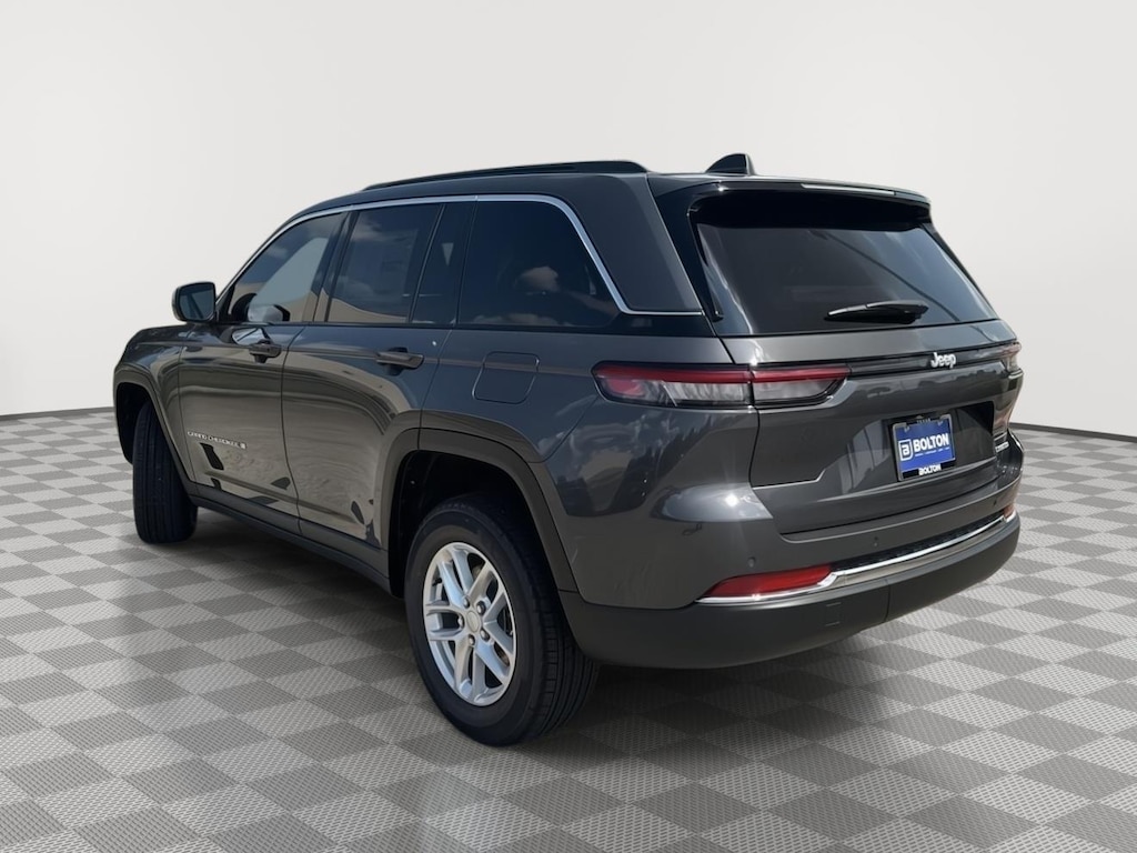 New 2025 Jeep Grand Cherokee Laredo Sport Utility