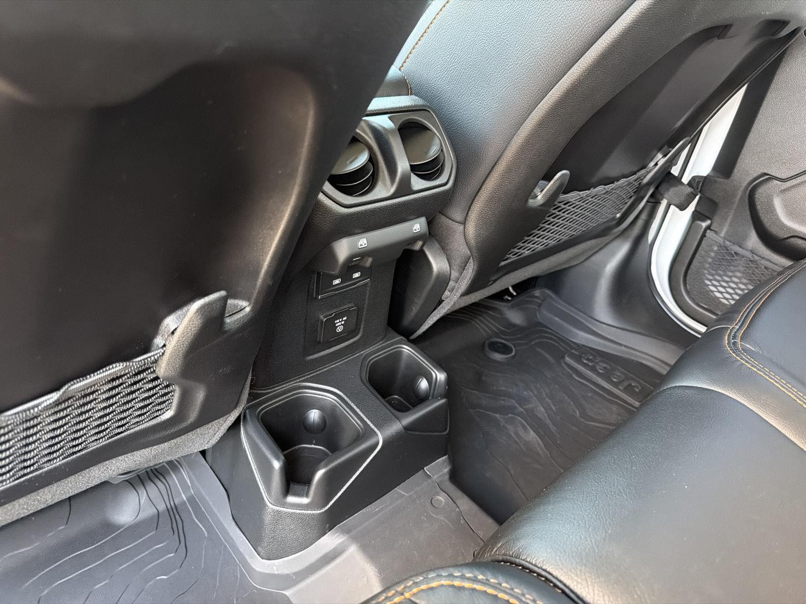 2025 Jeep Gladiator Mojave - Photo 12