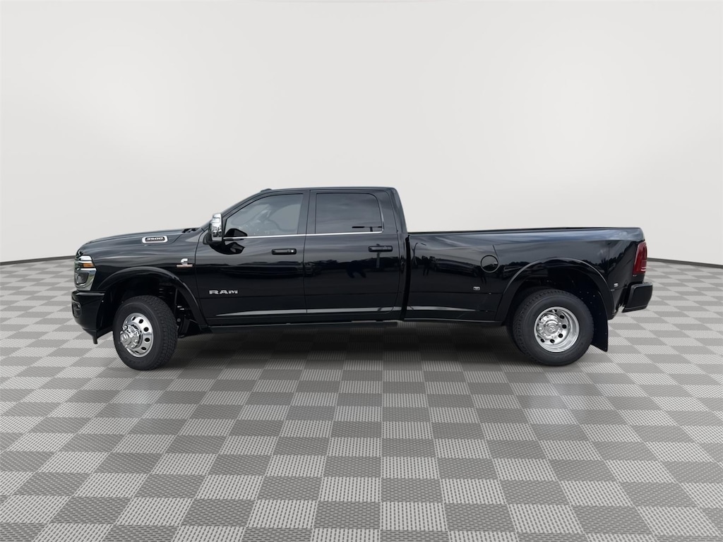 New 2025 Ram 3500 Limited Pickup