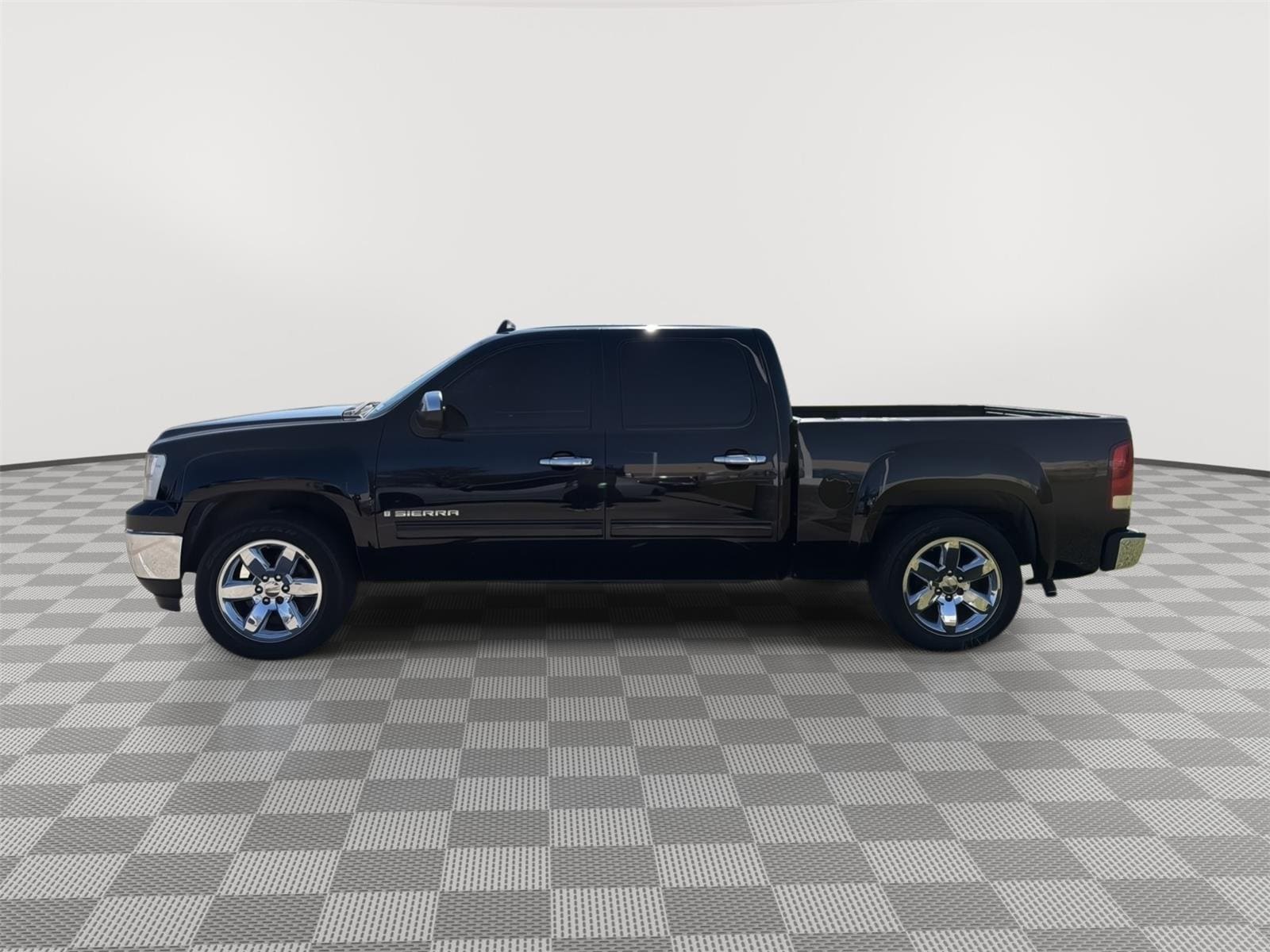 Used 2007 GMC Sierra 1500 SLE1 with VIN 3GTEC13J17G508250 for sale in Port Arthur, TX