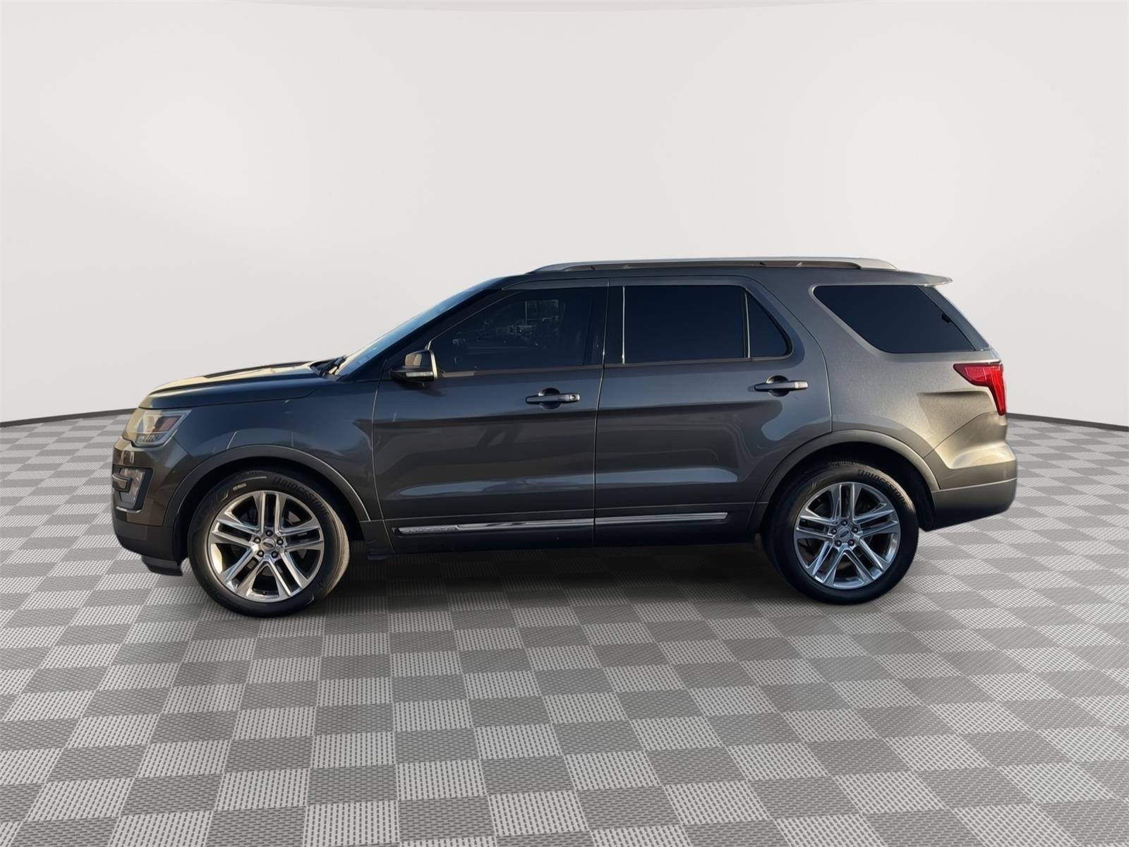 Used 2016 Ford Explorer XLT with VIN 1FM5K7D86GGB58820 for sale in Port Arthur, TX