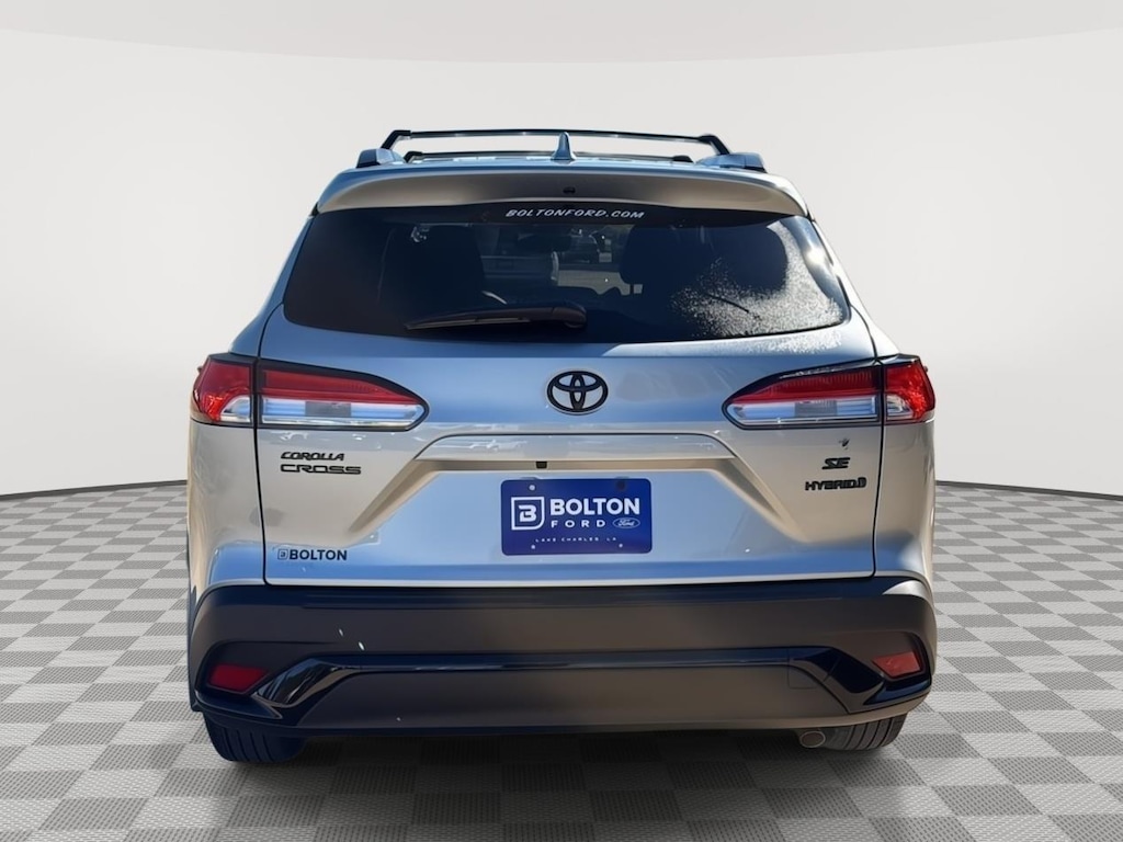 Used 2024 Toyota Corolla Cross Hybrid SE SUV