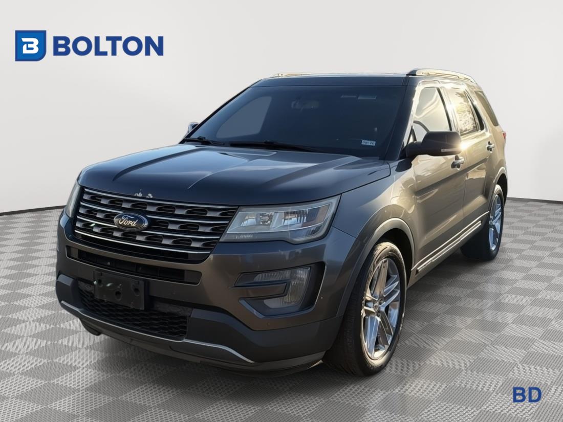 2016 Ford Explorer XLT's photo