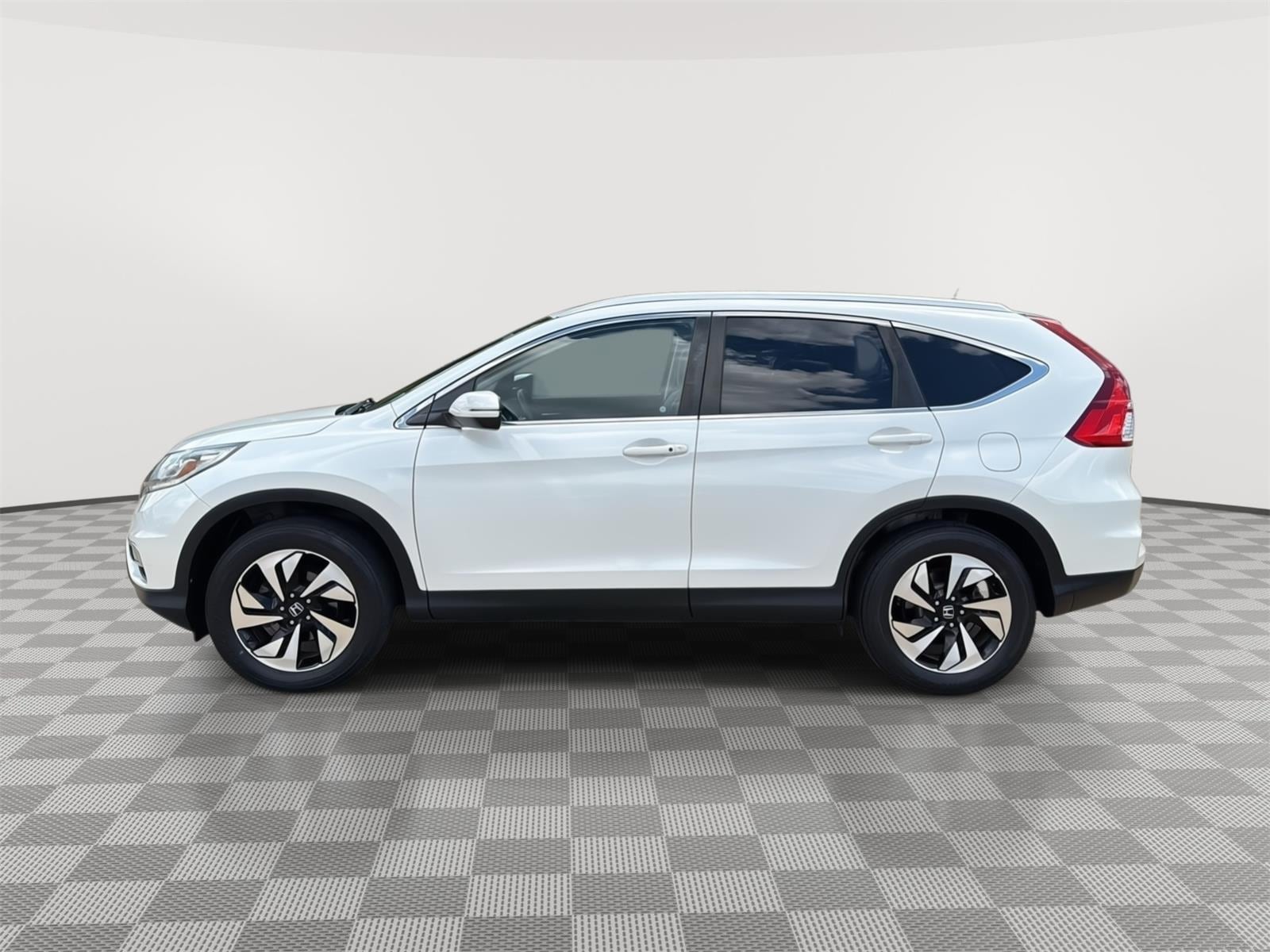 Used 2016 Honda CR-V Touring with VIN 5J6RM4H98GL021350 for sale in Port Arthur, TX